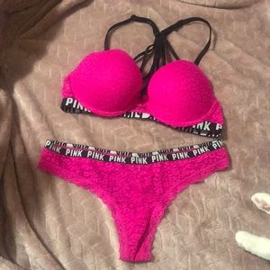 Bra and underwear set